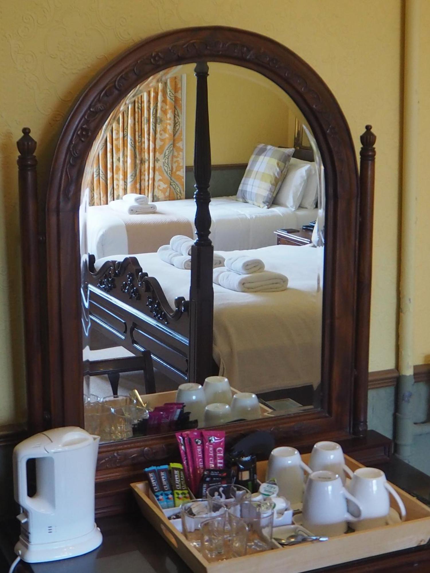 Meare Manor Hotel Glastonbury Ruang foto